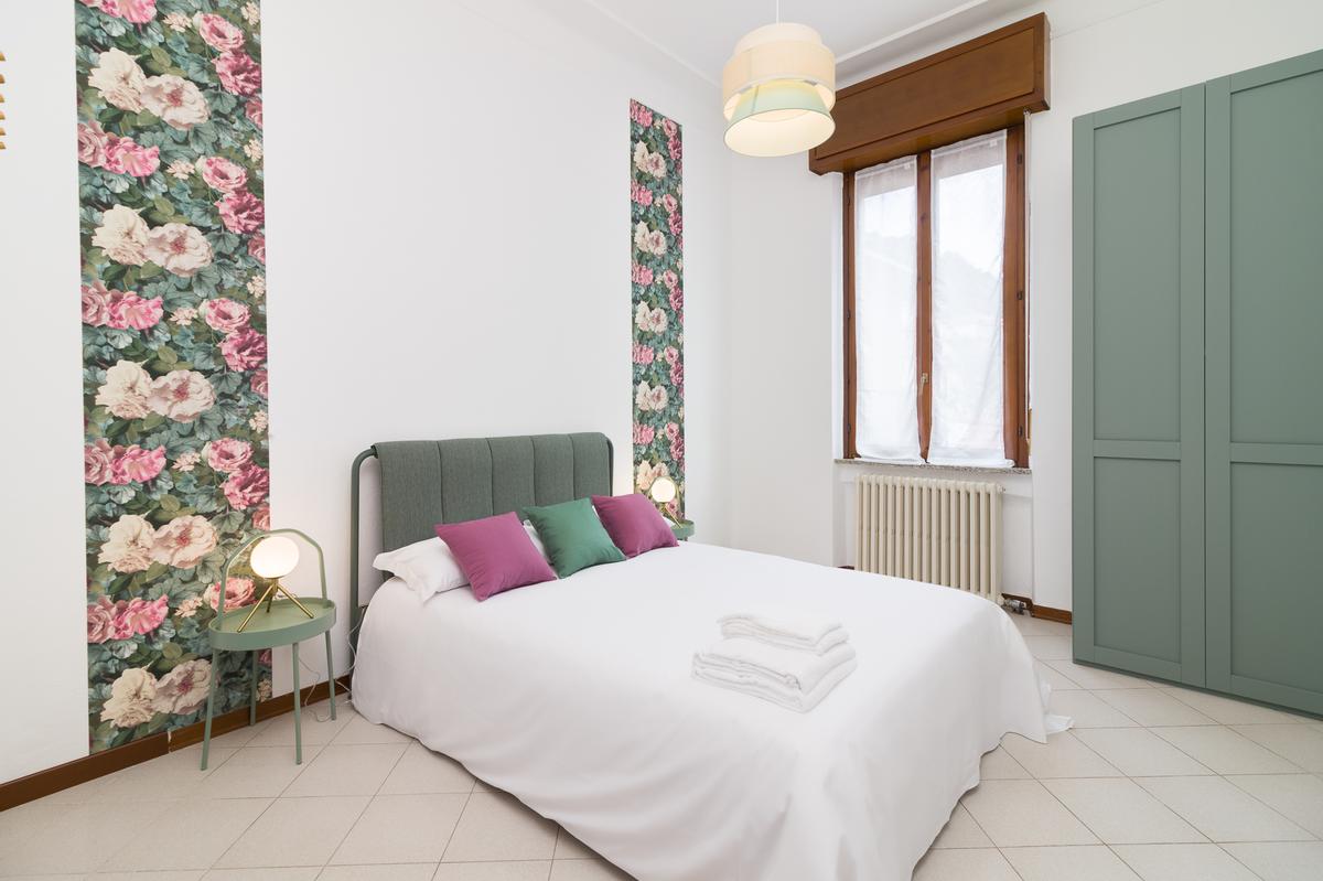 Bedroom 1 — Big City Life